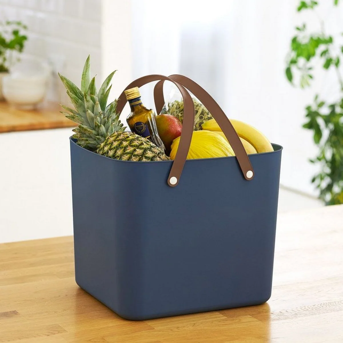 Rotho Albula Einkaufskorb, 40 l Volumen, ergonomische Griffe, pflegeleicht 5