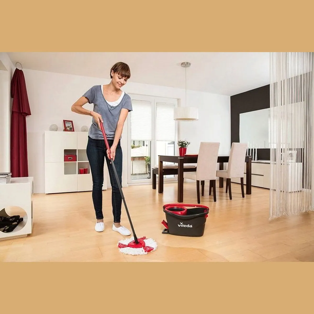 Vileda Turbo Easy Wring & Clean Bodenwischer-Set, ergonomisch, extrem saugfähig, einfache Handhabung 3