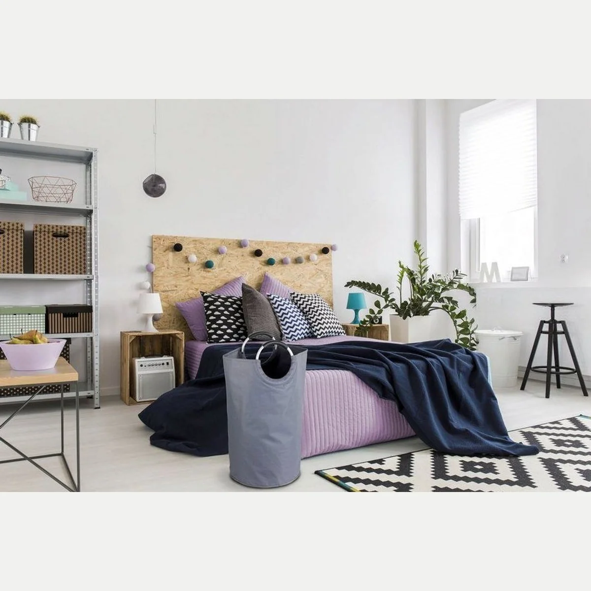 WENKO Wäschesack Jumbo, strapazierfähiges Polyester, Aluminium-Griff — 69 Liter Fassungsvermögen, modisches Design, extra groß 3